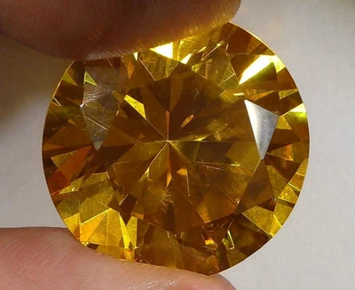 Высококачественный желтый лабораторный кубический цирконий круглой огранки 100,45 карата россыпью AAAAA - Изображение 1 из 4