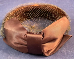 Vintage Sable Mink Fur Brown Bow Veil Open Crown Halo Ring Pill Box Cocktail Hat - Picture 1 of 5