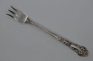 Reed & Barton French Renaissance Sterling Silver Cocktail Fork - 4 1/4"-33g - NM - Picture 1 of 5