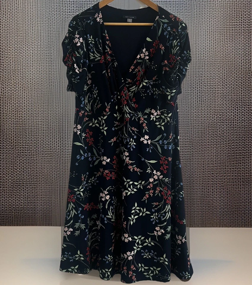 Tommy Hilfiger Midi Dress Womens Size 16 Navy Floral Print Short Sleeve V Neck - Image 1 of 4
