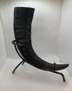 Drinking Horn and Stand Viking Mancave Ornamental Twisted Iron Stand 30cm Height - Picture 1 of 4