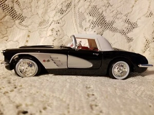 SNAP ON 1959 CHEVROLET CORVETTE 1:25 SCALE. MODEL DIE CAST BANK - Picture 1 of 4