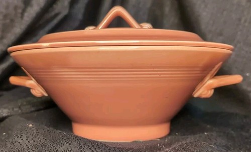 Foto 1 di 9