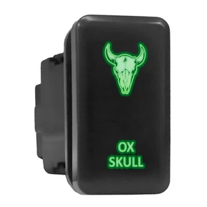 OX SKULL - Interruttore a spinta alto retroilluminato verde 1,54"x 0,83" (adatto: Toyota) - Foto 1 di 6