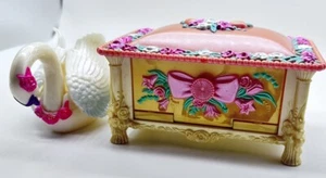 Kenner Fairywinkles Cozy Keepsakes Treasure Chest Box Only And Swan Circa 1993 - Picture 1 of 14