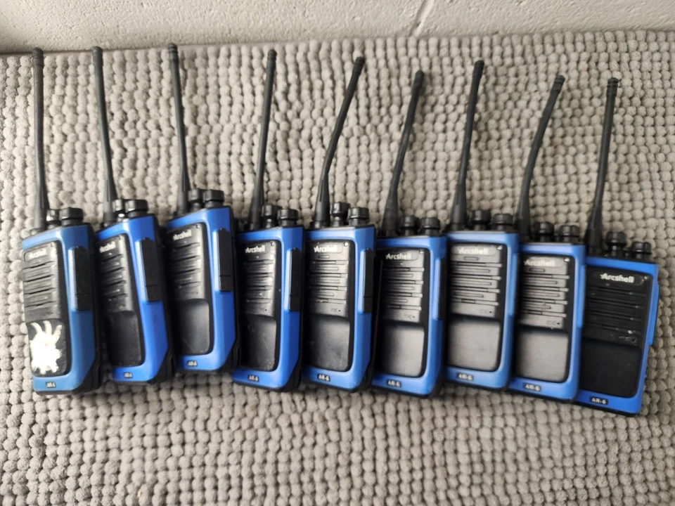 LOT OF 9 Arcshell AR-6 Walkie Talkie Two Way Radio "Untested" - Image 1 of 4