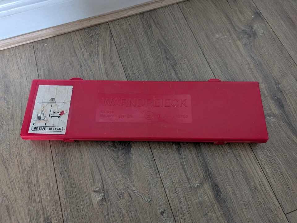 Vintage Euro Warndreieck Plastar Vehicle Warning Road Safety Hazard Triangle - Image 1 of 4