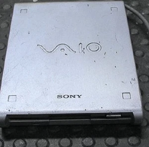 Sony VAIO PCGA-UFD5 External USB floppy drive - Picture 1 of 1