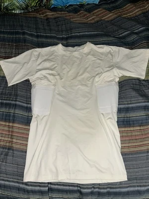 MENS Undertech Undercover Concealment Holster Compression Shirt Police Miltary￼ - Image 1 of 4