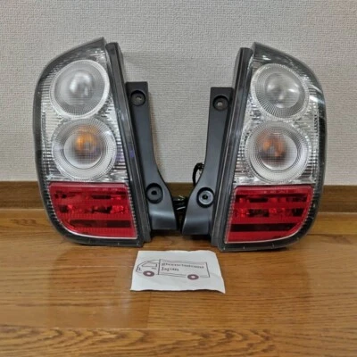 Par de luces traseras transparentes para Nissan March Micra K12 envío gratuito Foto 1 de 4