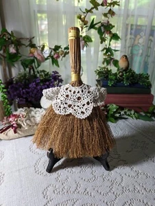 Primitive Whisk Broom With Decor - Picture 1 of 9