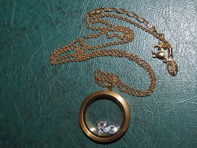 COLLAR MEDALLÓN VIVO CARTA R CON CRISTAL CORTADO "DIAMANTE" ORIGAMI BÚHO 24" Foto 1 de 3