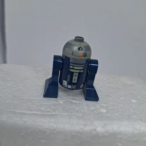 LEGO Star Wars Yoda Chronicles 75051 Astromech Droid, Dark Blue Minifigure! - Picture 1 of 3