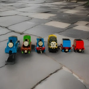 Mattel Thomas the Tank Engine & Friends Trains , Five diecast 1  Plastic - Picture 1 of 7