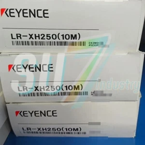 Keyence LR-XH250(10M) sensor# 1pcs  New  In Box - Picture 1 of 4