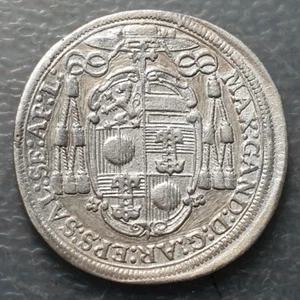 AUSTRIA SALZBURG SALZBURGO 15 KREUZER 1686 RAYAS Y GOLPE EN REVERSO  - Bild 1 von 2