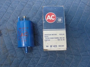 Nuevo de Lote Antiguo 1963-66 Buick con A/C 1961-62, 66 Pontiac Filtro de Combustible GF 423 Raro Azul/Rojo. - Imagen 1 de 7