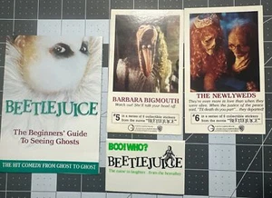 Pin BEETLEJUICE + folleto ""The Beginners' Guide to Seeing Ghosts"" Difícil de encontrar 2 pegatinas - Imagen 1 de 8