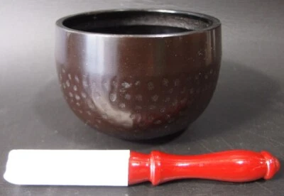 or2517 JAPANESE BUDDHIST SINGING BOWL ORIN GONG 4.6 inch / 11.8 cm Wide VINTAGE - Image 1 of 4