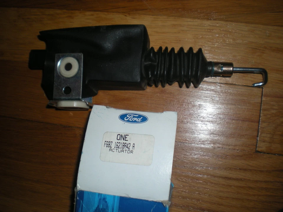 Actuador de pestillo de puerta delantera Ford Windstar 1995 1996 1997 nuevo fabricante original Foto 1 de 1