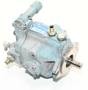 Daikin V15A1RY-95 Piston Pump - 14.8 cm3/rev - Clockwise Rotation - CG-29876 - Picture 1 of 9