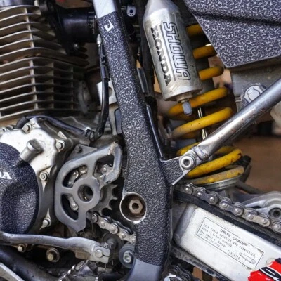 Black Frame Guards 1996-2004 Honda XR400 Grip Tape Protectors XR400R 400R - Image 1 of 3