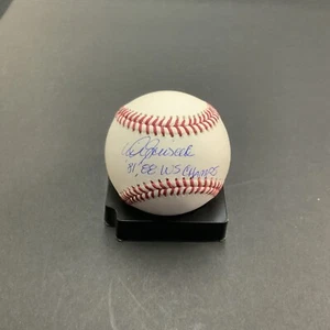 MIKE SCIOSCIA DODGERS SIGNED BASEBALL "81, 88 W,S CHAMP" INSCRIPTION BECKETT COA - Picture 1 of 3
