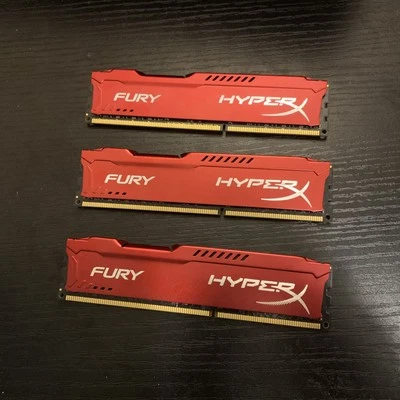 Kingston HyperX FURY 24 GB (LOTE DE 3, 8 GB Sticks) DDR3-1866 Rojo (HX318C10FR/8) Foto 1 de 3