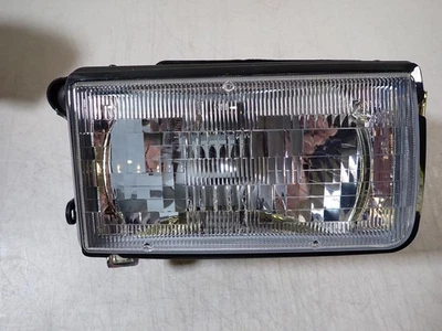 Dorman 1590743 Headlight Assembly fits 91-97 Isuzu Rodeo Right Passenger Side Foto 1 de 4