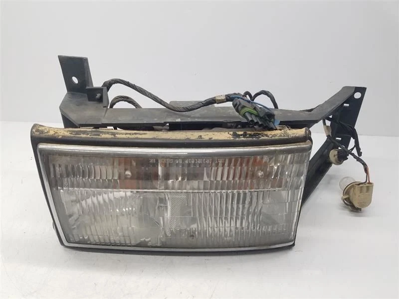 Farol direito do passageiro compatível com 94-96 Cadillac Deville fabricante de equipamento original - Imagem 1 de 4