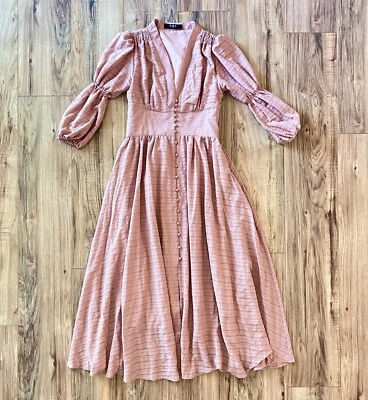 O.P.T. Vestido Campesino Massaya Talla XS Midi Rosa Botón Frontal con Mangas Abullonadas Foto 1 de 4