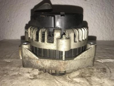 Alternador usado compatible con: Chevrolet Silverado 2500 2002 camioneta 130 amperios opcional KG8 ID 15 Foto 1 de 4