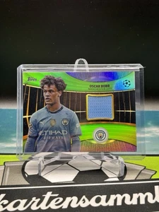 Tarjeta reliquia de fútbol 2025 Topps UCC Superstars/199 Oscar Bobb Manchester City - Imagen 1 de 3