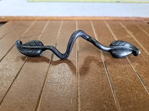 Hickory Touch of Spring P7302-VP Vibra Pewter 3 3/4"cc Leaf Cabinet Handle Pull - Picture 1 of 7