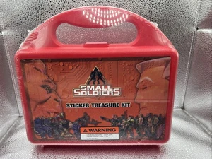 New In Package Small Soldiers Sticker Treasure Kit - 1998 Dreamworks - Picture 1 of 6