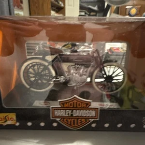 Maisto 1909 Twin 5D V-Twin Harley-Davidson Motorcycle 1:18 1997 - Picture 1 of 8