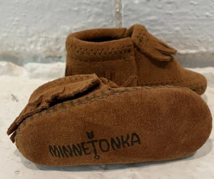Minnetonka Ankle Boots Double Fringe Moccasin Leather Infant Size 1 - Picture 1 of 6