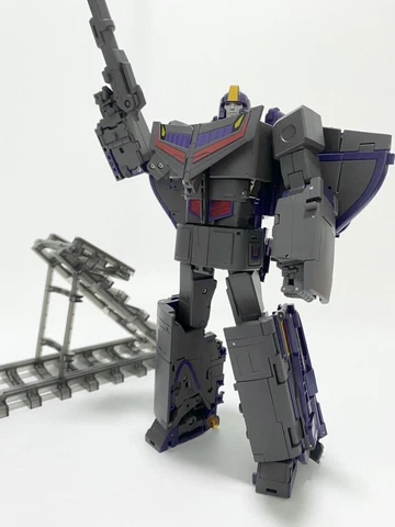 IN STOCK  New RP-44 G1 Astrotrain Thomas G1 KO FT 44 Action Figure Cover