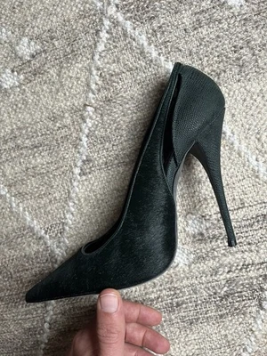 Zapatos de salón Narciso Rodriguez pelo de becerro verde y cuero 37 Foto 1 de 4