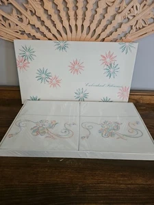 2 Vtg New Embroidered Pillowcases Pastels Mid Century 42x36 Cottage Core - Picture 1 of 8