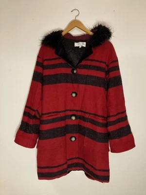 Rojo Negro Rayas Grande Tasha Polizzi TP Manta de Sillín Amplio Abrigo de Lana con Capucha  Foto 1 de 4