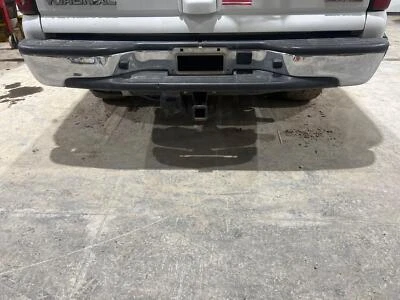 2000 - 2006 GMC Yukon XL1500 Chrome Rear Step Bumper Foto 1 de 4