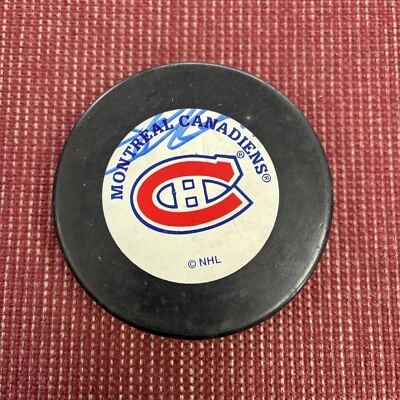Saku Koivu - FIRMADO Montreal Canadiens Puck - Memoria curada Certificado de autenticidad Foto 1 de 4
