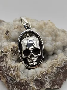 Colgante de plata esterlina, Memento Mori, calavera nueva, diseño pulido alto, nuevo, EE. UU. - Imagen 1 de 7