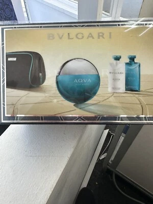 Bvlgari Aqua Pour Homme 3,4 OZ EDT + 2,5 OZ para después del afeitado + 2,5 OZ gel + juego de bolsa Foto 1 de 4