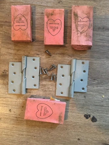 VINTAGE BECKER SPIR A-LIFT DOOR HINGES 4“ X 2 1/2“  Cover