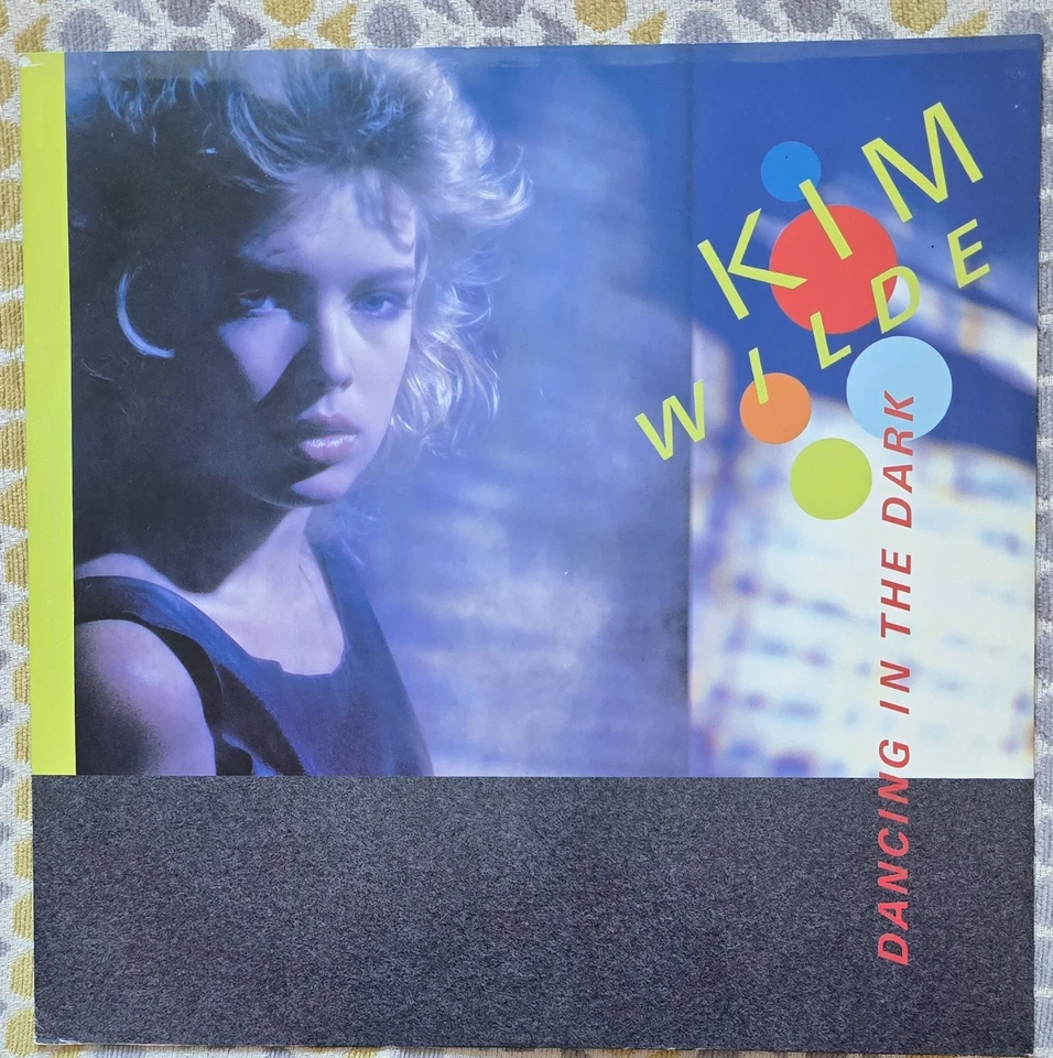 KIM WILDE DANCING IN THE DARK (EXTENDED VERSION)ORIGINAL 12 INCH UK SINGLE, MINT - Image 1 of 4