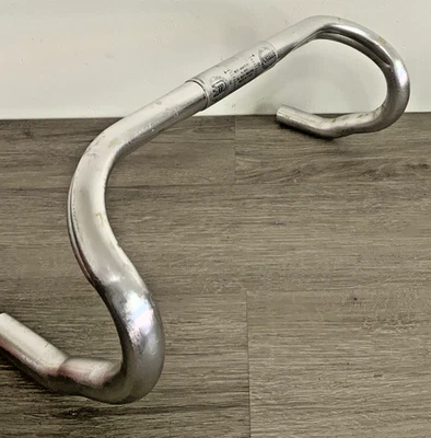 3T FORMA DROP BAR 40 СМ C TO C ЗАЖИМ 26 ММ 312 ГРАММ - Изображение 1 из 4