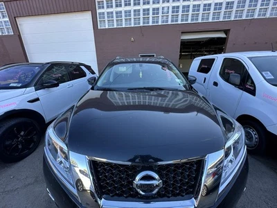 Used Hood fits: 2015 Nissan Pathfinder  Grade B - Изображение 1 из 4