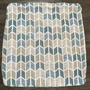 Throw pillow cover blue beige pattern 18x19 zipper coastal modern geometric - Picture 1 of 6